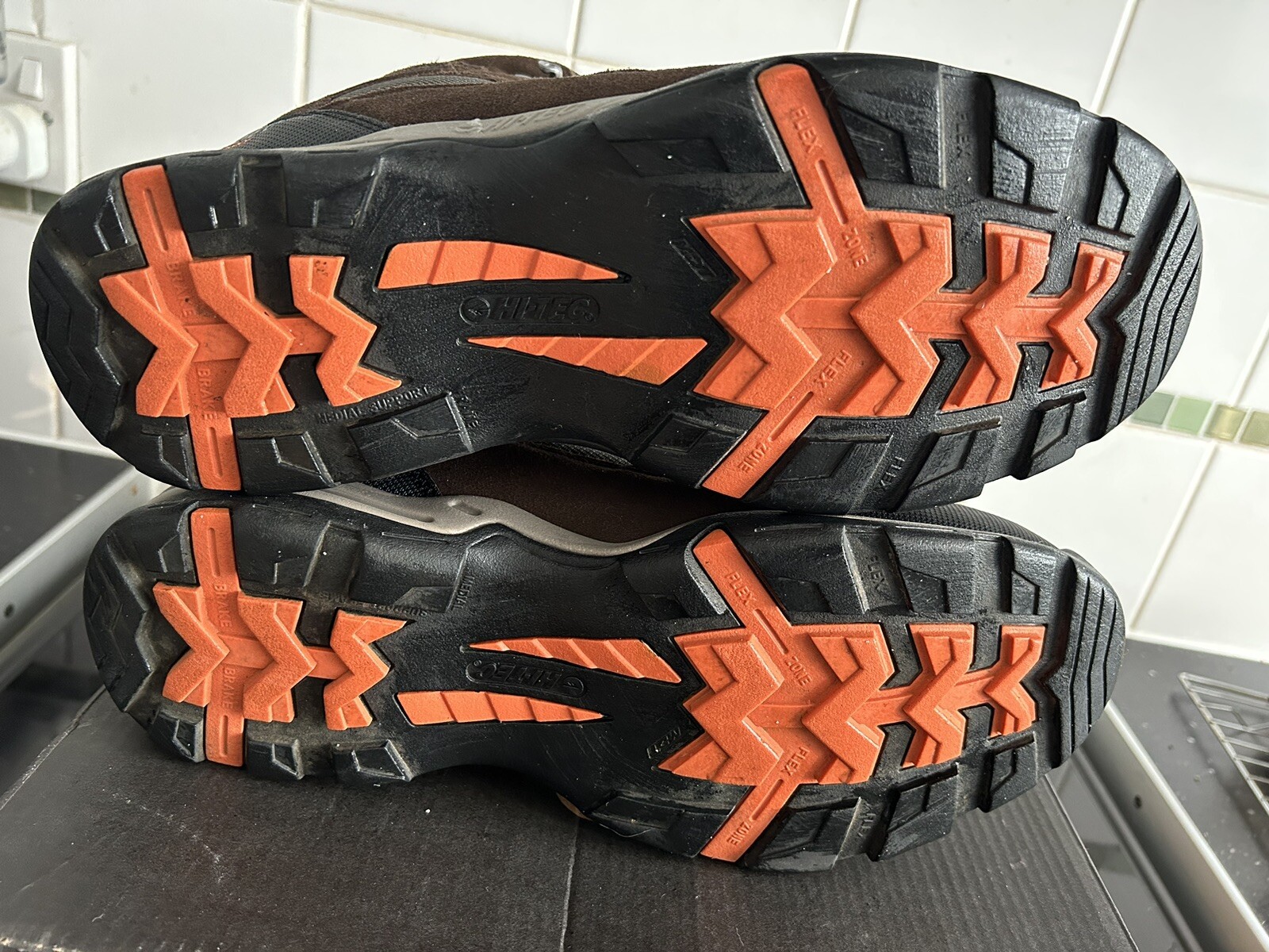 mens hi tech walking boots Size 9 eBay