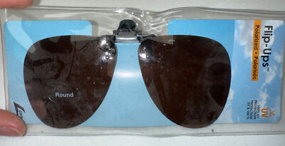 Hilco Leader Flip Up Polarized Sunglass Clips Deep Round Shape Brown