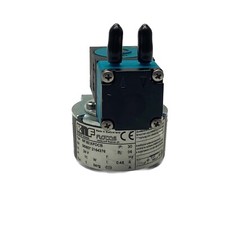 NEW KNF 24VDC 11W 0.46A Diaphragm Liquid Pump 067 141