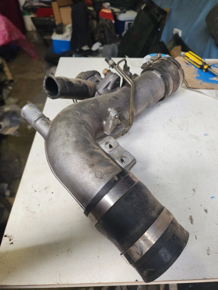 Nissan Skyline R33 OEM Blow Off Recirculation Valve Tube Assembly - image 3 of 4