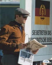 Armie Hammer Man from Uncle Autographed Signed 8x10 Photo ACOA