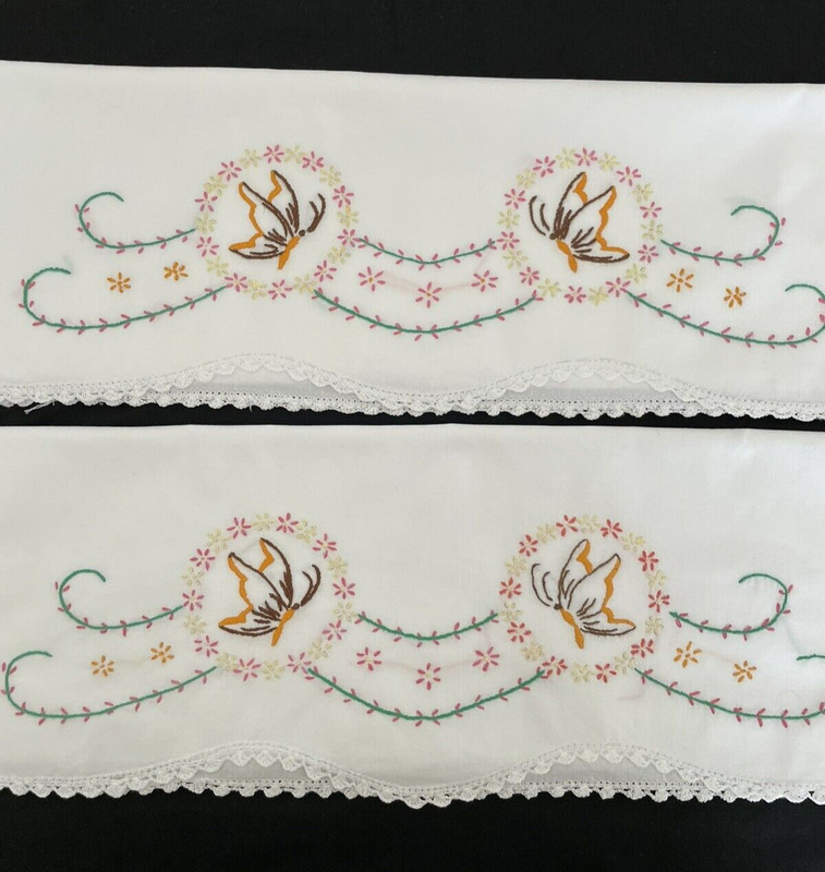 1 PR VINTAGE WHITE Pillowcases BUTTERFLIES AND FLORAL EMBROIDERY CROCHETED EDGE