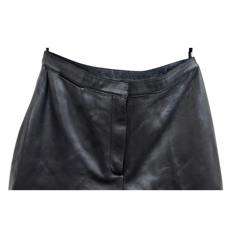 Pantalones Adrienne Vittadini para mujer de cuero negro brillante tiro alto rectos Foto 4 de 4