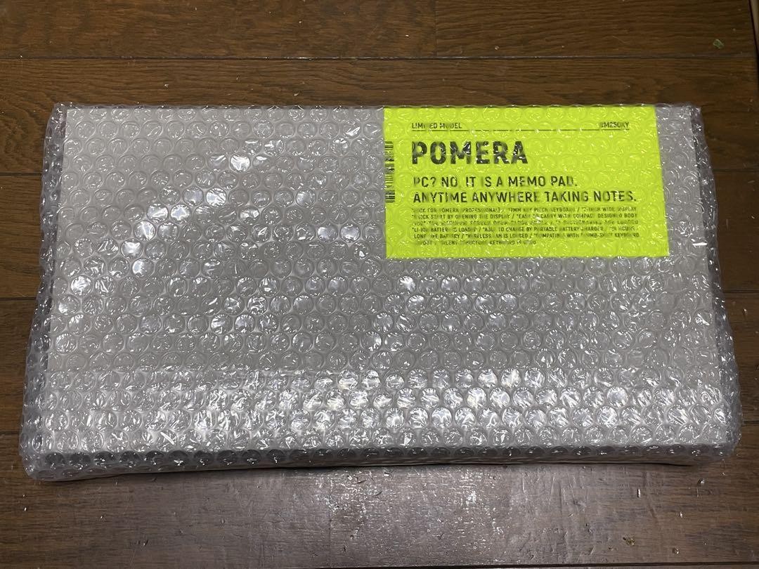 【新品】キングジム ポメラDM250XY Crystal Neon Yellow DM250XY_NEON2_1200x.jpg?v=