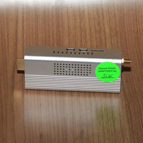 Lettore segnaletica digitale Navori QL StiX 3500 senza alimentatore testato reset di fabbrica - Foto 1 di 5