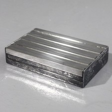 Boîte à cigarettes moderniste en métal argenté Sony design style Pergay 1980s
