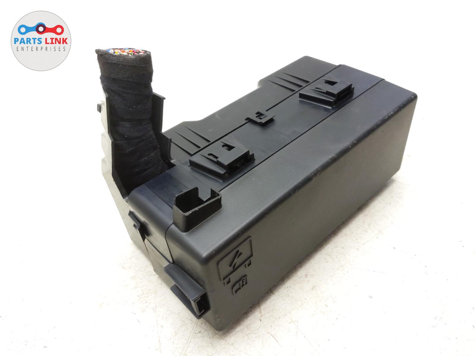 2017-2020 MASERATI LEVANTE REAR RIGHT FUSEBOX POWER JUNCTION RELAY MODULE M161