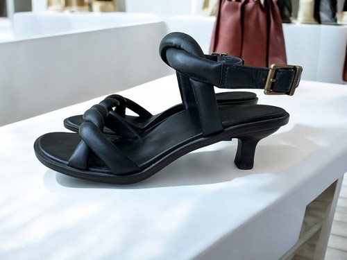 Vionic Angelica Sandals 7 Braided Kitten Heels Black Leather Strappy Open Toe - Picture 5 of 9