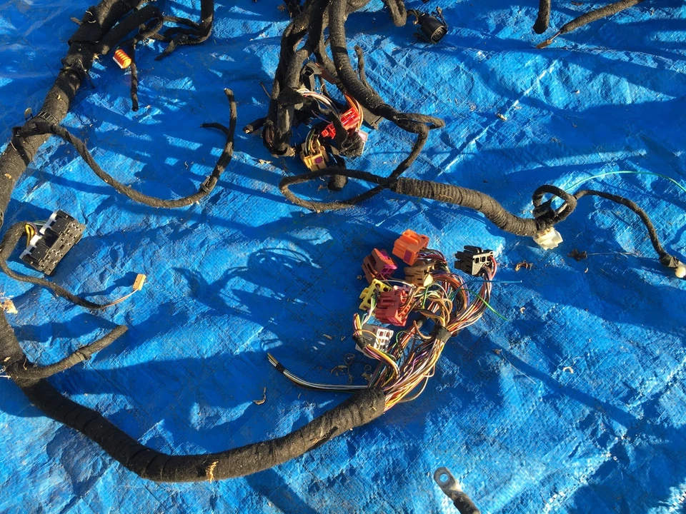 ARNÉS DE CABLEADO AUDI A4 B5 V6 CABLE CERDO TAPÓN COLA INTERIOR CUERPO MOTOR SECCIÓN CORTE Foto 4 de 4