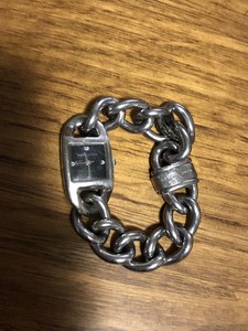 marc jacobs chain watch