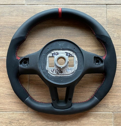 18-22 MERCEDES C W205 E W213 SPRINTER BASE WHEEL red stripe/flat bottom/AMG look - Picture 9 of 9