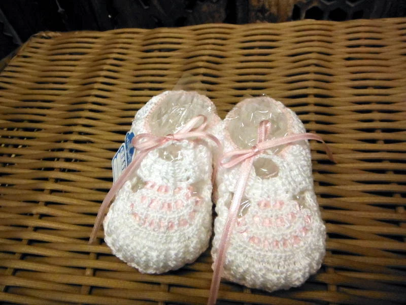 Newborn white booties top