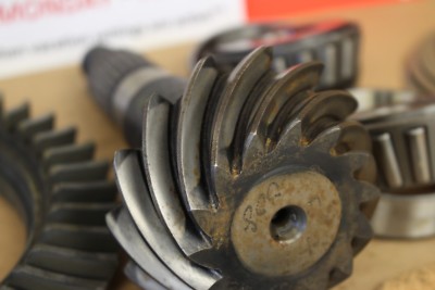 RING AND PINION 3.07 REVERSE CUT DANA 30 FRONT JEEP CHEROKEE XJ