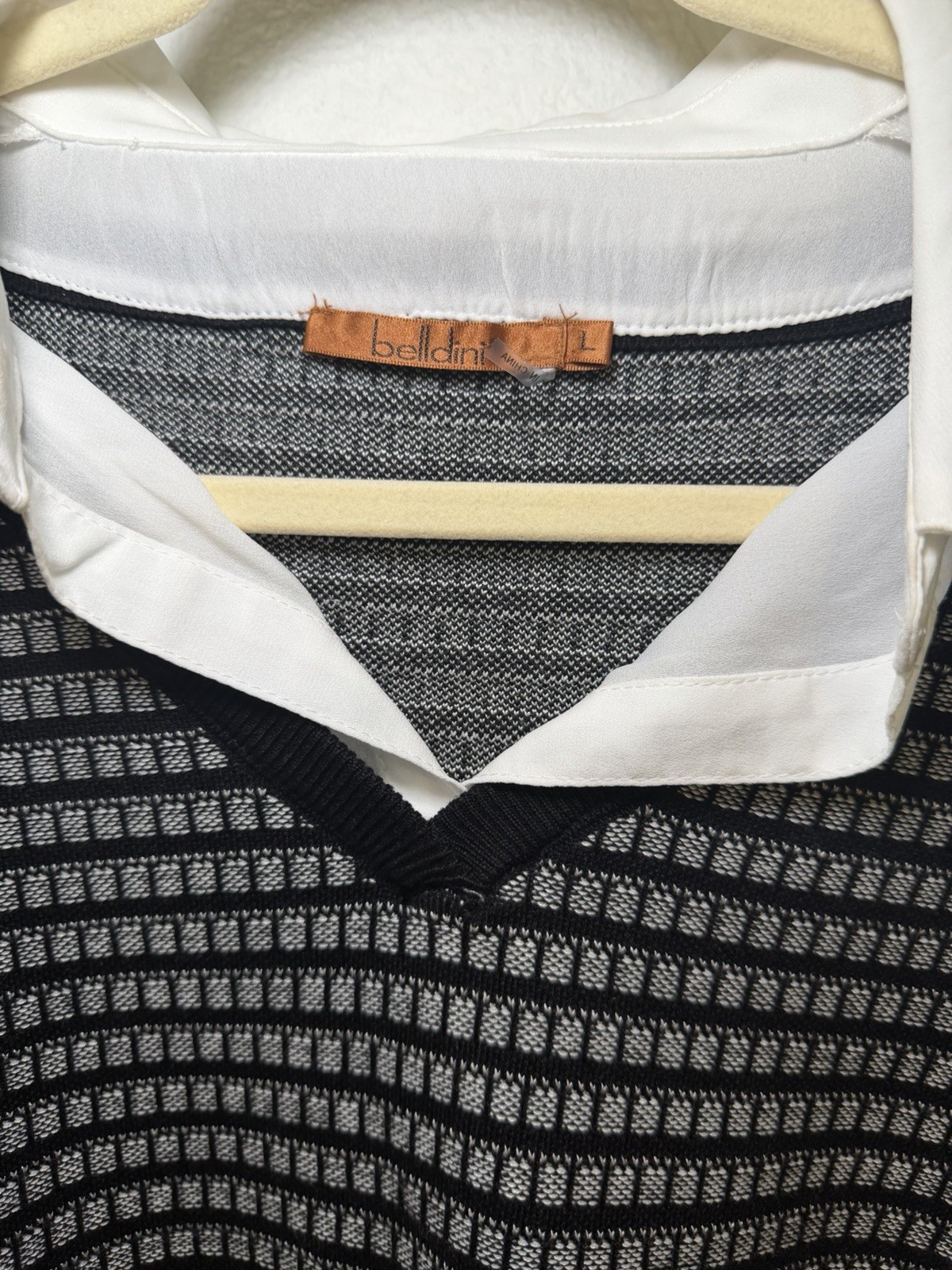 Bellidini Collared Split-Neck Two-fer Sweater Siz… - image 2