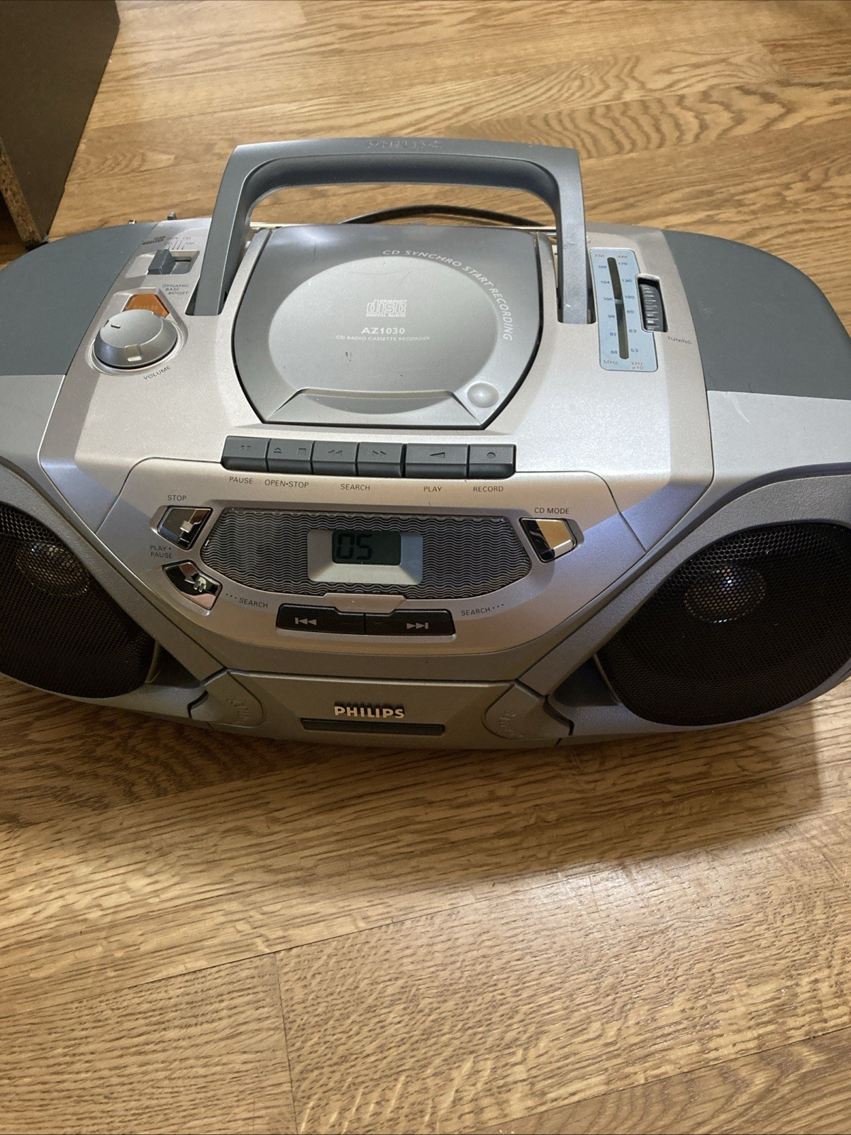 Phillips AZ1030 Boom Box, Radio CD Cassette Recorder Tested