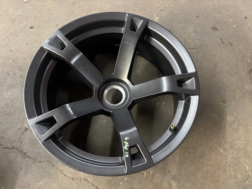 Llanta trasera Can-Am Ryker 600 900 ACE 2019-2023 705503342 Foto 4 de 4