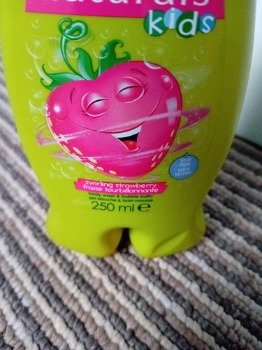 2X Avon Naturals Kids Fruity Scented Shampoo Conditioner / Bubble Bath Body Wash - Picture 7 of 8