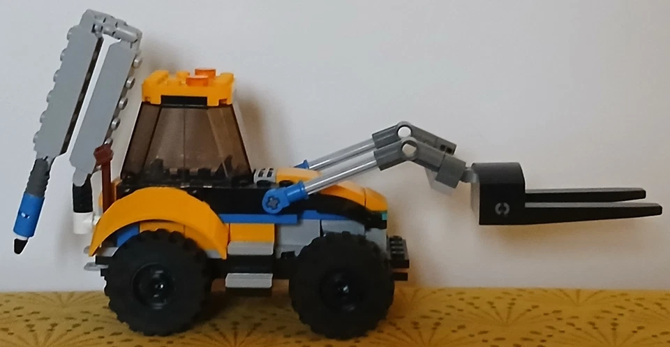 LEGO City 60385 Construction Digger, photo 3 sur 5