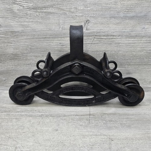 Vintage THE NEY MFG CO Canton Ohio Cast Iron Crane Barn Hay Trolley Hoist Part
