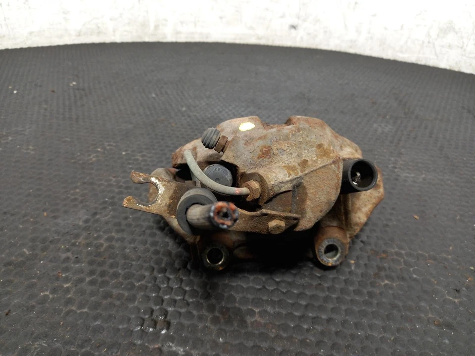 AUDI A4 Brake Caliper 1995-1999 1.8L AEB O/S Front — 第 4/4 张图片