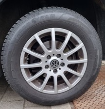 Winterreifen Goodyear 215/55R16 Alufelgen 7Jx16H2 ET38 VW Tiguan
