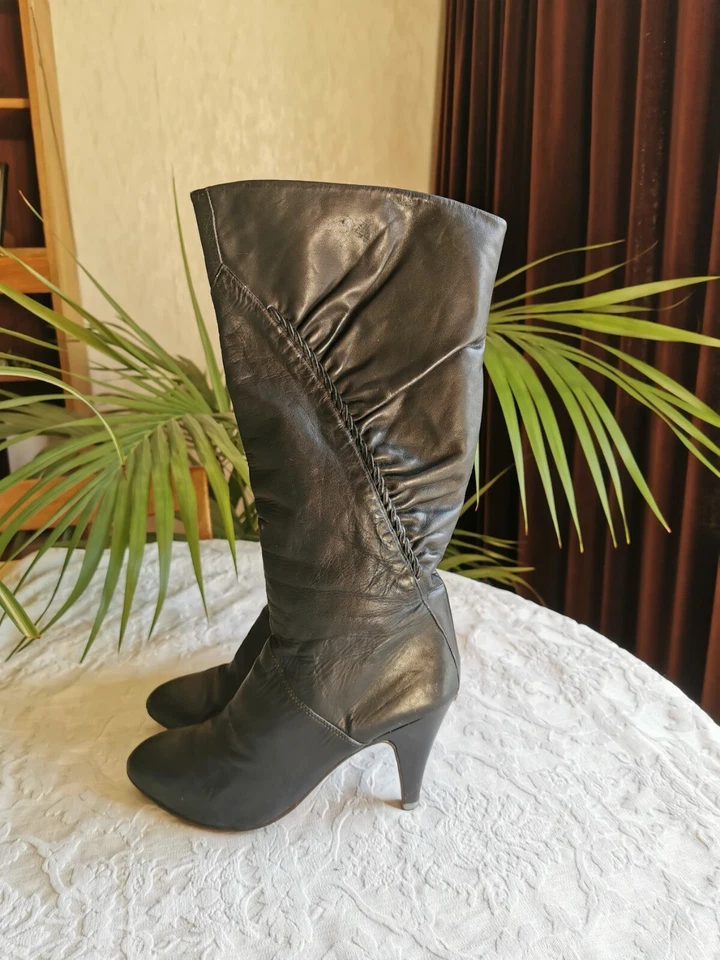 Icónicas Botas de Colección Años 80 ETIENNE AIGNER Cuero Negro Fruncido Reino Unido 4/5 EE.UU 6/7 EU 36/37 Foto 3 de 4
