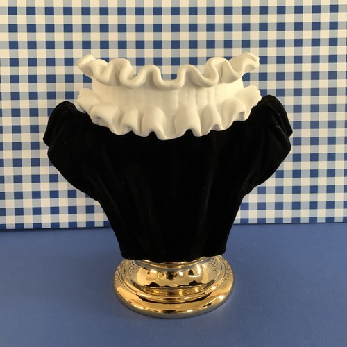 Bath & Body Works~ HEADLESS BUTLER & MAID ~ 3 Wick Pedestal Candle Holder ~ 2021 - Picture 3 of 5