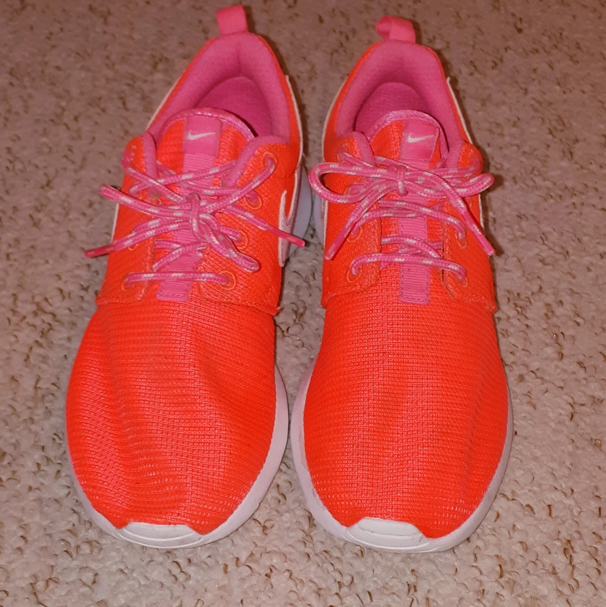 Nike Roshe Run Women s Trainers Pink Orange Shoes UK Size 3.5 GS