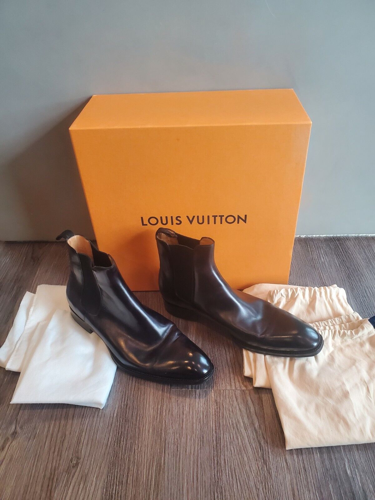 Louis Vuitton Men's Chelsea Boots