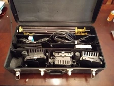 Lowel Blender 3 Light Kit BLN9340LB w/ Hardshell Case (P/U only West Atlanta)