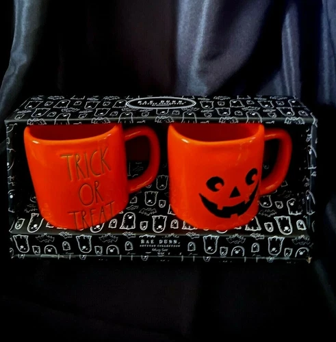 RAE DUNN HALLOWEEN TRICK TREAT ORANGE MUGS SET 2 JACK O LANTERN COFFEE CUPS NIB