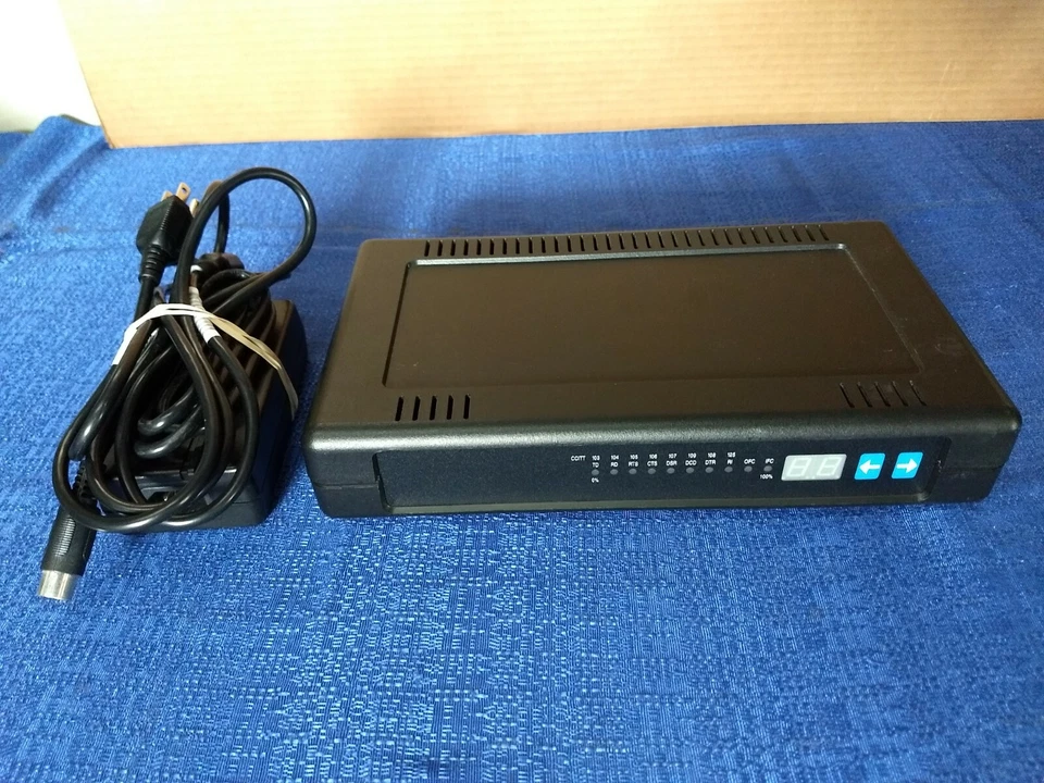 IBM Remote Async Node 16 Port EIA-232 (88G3841) W/ Power Supply - Image 2 of 4