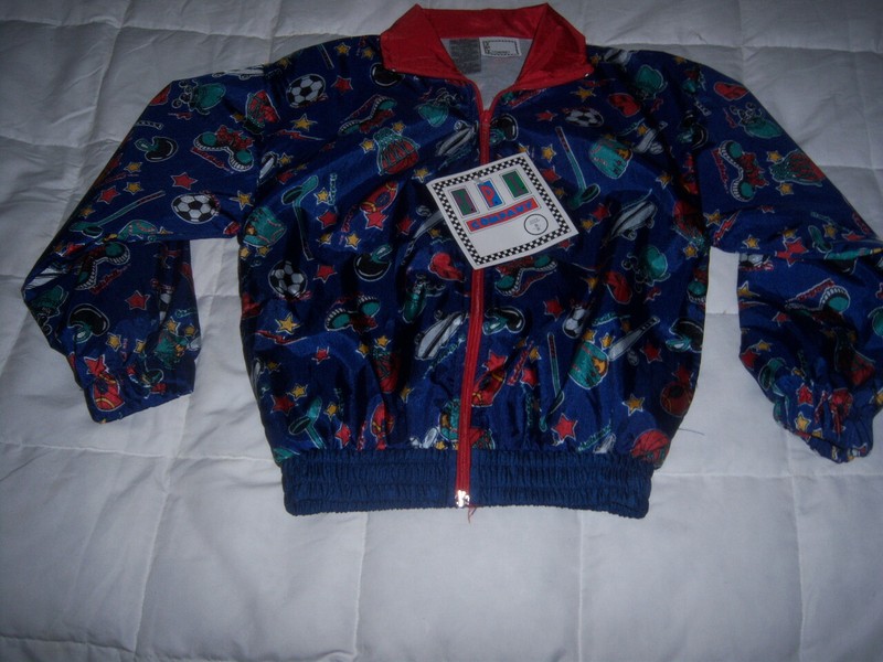 CHILDS LIGHTWIEGHT WINDBREAKER JACKET  SZ.8