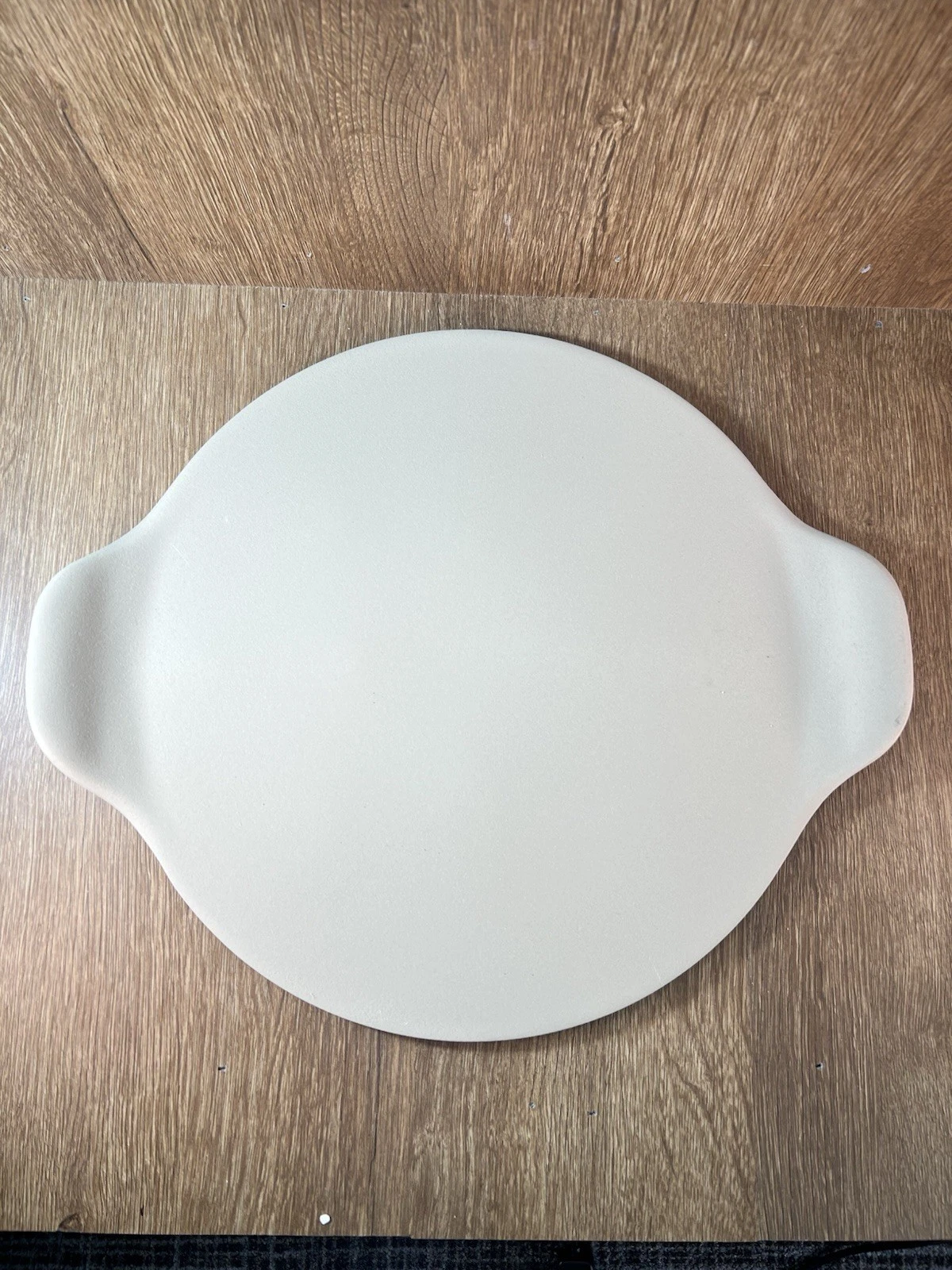 Pampered Chef Stoneware Medium 13” Round Stone with Handles Pizza Baking