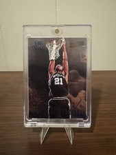 1997 Topps Stadium Club Tim Duncan Rookie Card Spurs #201 . rookie card picture