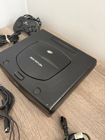 Sega Saturn (MK-80000A) console With Wires Controllers & 3D Pad