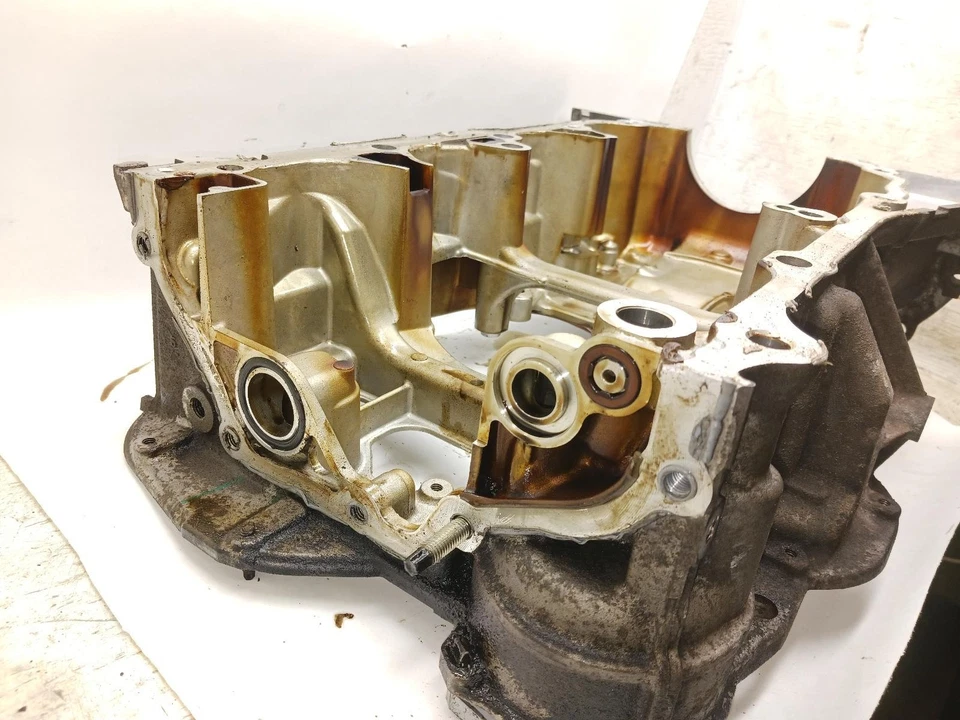 '09-'12 TOYOTA RAV4 cárter de aceite superior 4 cilindros OEM ¡6 meses de garantía! Foto 3 de 4