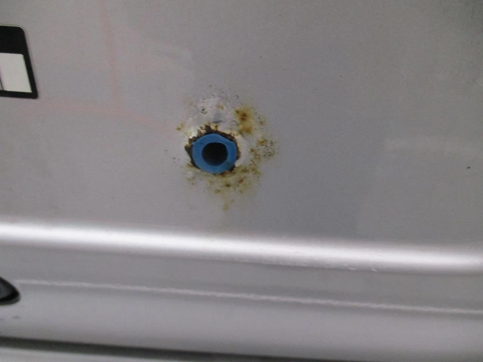 Used Deck Lid fits: 2001 Mercedes-benz Mercedes e-class 210 Type E300D turbo fro - Image 2 of 4