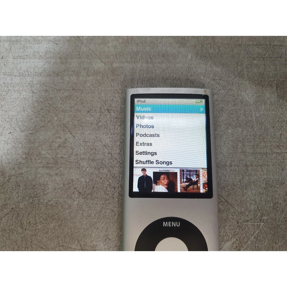 Apple iPod Nano (4th-Generation) A1285 Media Player Silver 2" LCD Display 8GB - Image 2 of 4