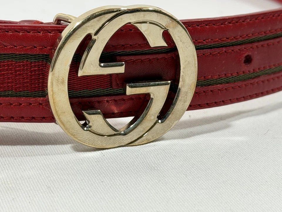RARO Cinturón Gucci Rayas Mujer 26"-28" Cuero Rojo/Verde 75-30-037-1766-1371 Foto 2 de 4