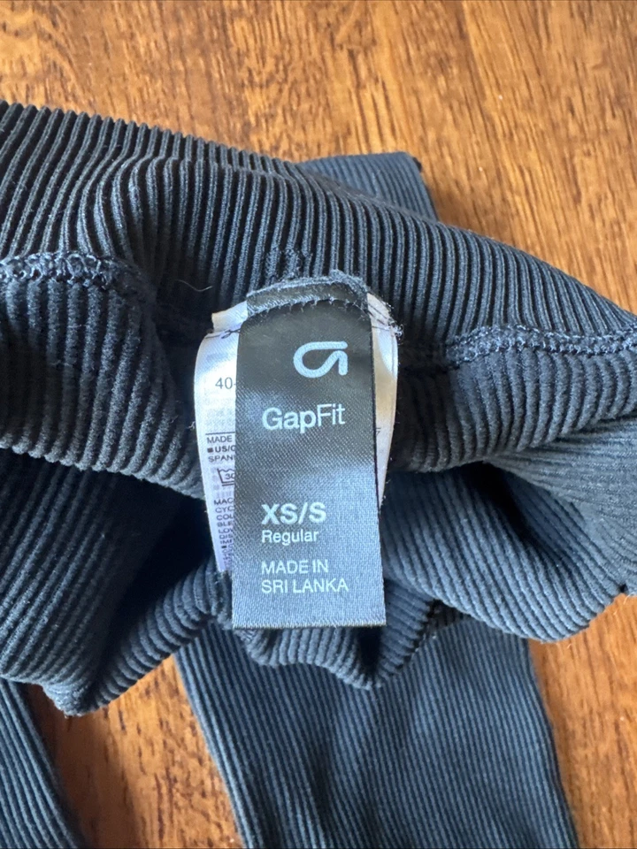 Leggings ajustados pantalones de yoga esculpidos compresión para mujer X-pequeños acanalados negros Foto 4 de 4