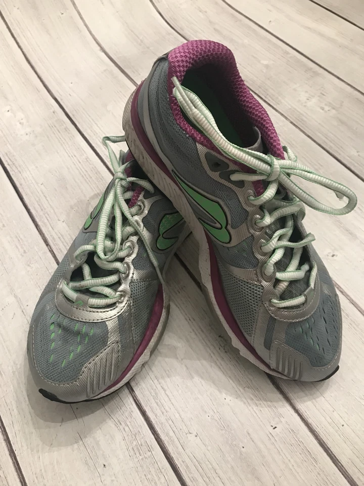 Zapatillas Mujer NEWTON Motion 4, Talla 7 Med, Verde/Blanco/Púrpura Foto 2 de 4