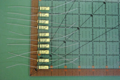 10 Condensatori A Film Cornell Dubilier WMF1S5K, 0.05uF 100V, Assiali, Per Chitarra E Audio, USA - Foto 3