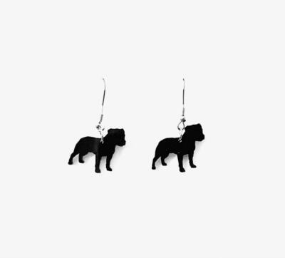 Staffordshire Bullterrier Ohrhänger schwarz mit 316L Chirurgenstahl Haken