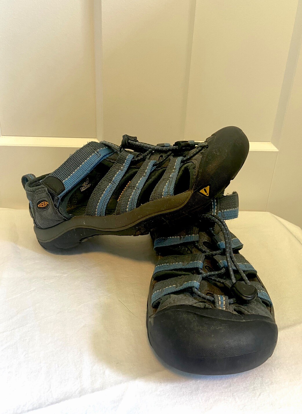 Sandali Keen Newport H2 Youth taglia 5 Midnight Navy Daphne punta chiusa