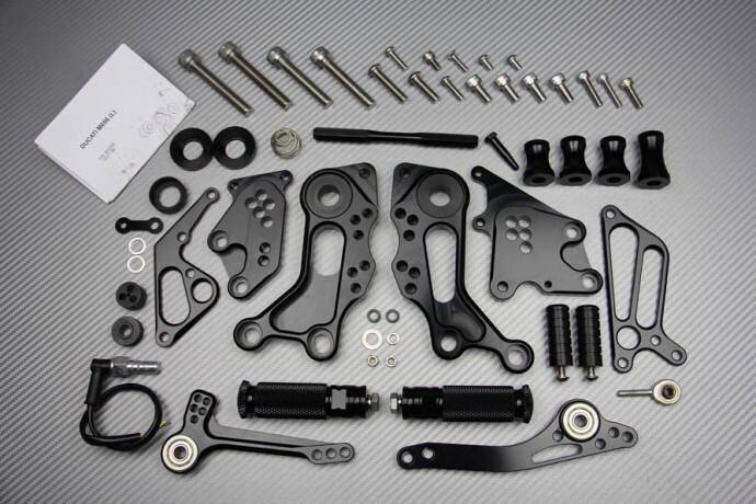 Commandes reculées avec repose-pieds réglables pour Ducati Monster S4RS