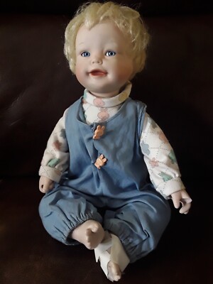 Vintage Yolanda Bello Doll 193 FC