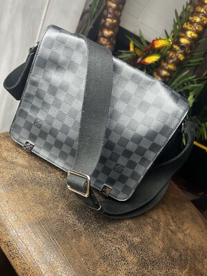 Louis Vuitton district pm damier graphite messenger bag men