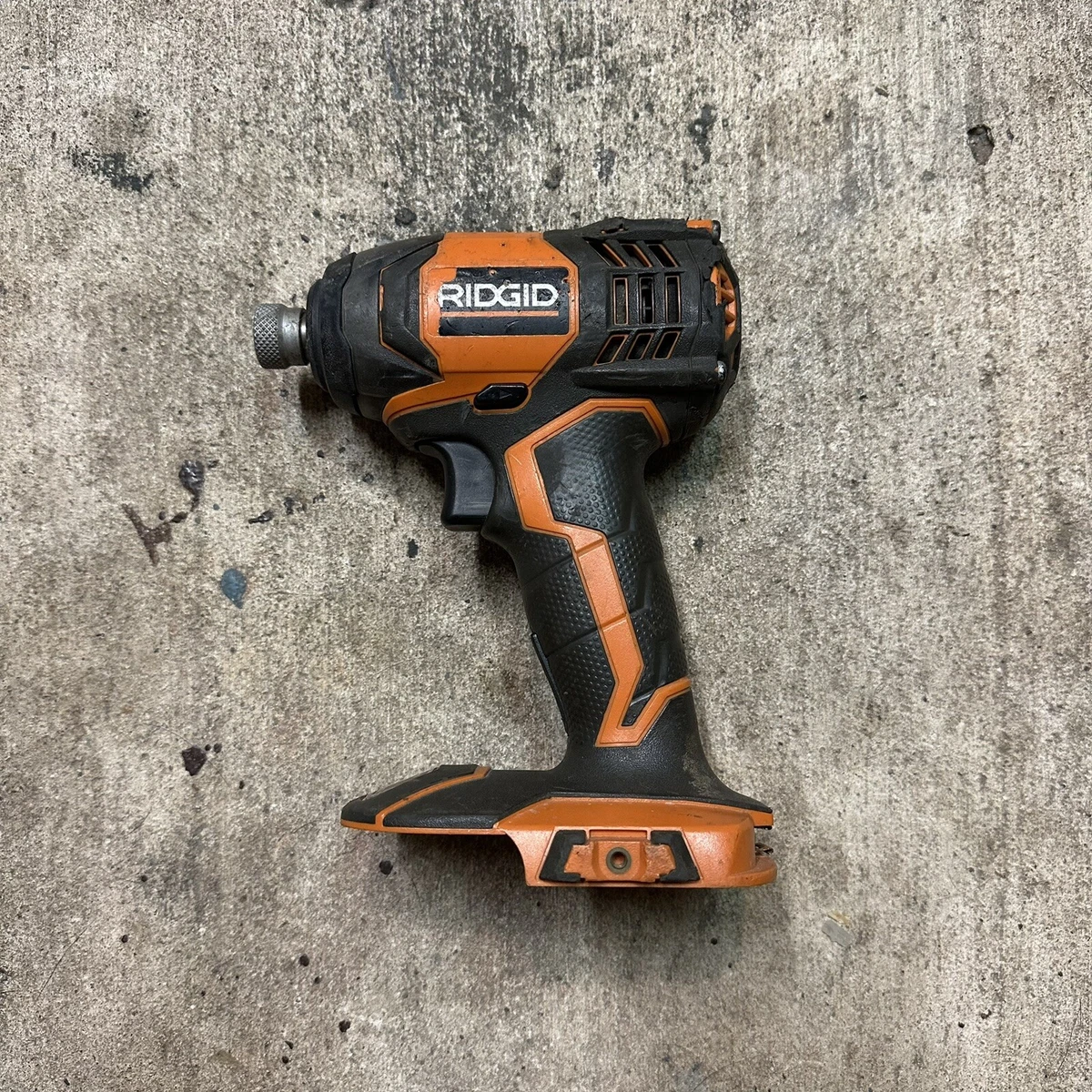 RIDGID R86034 18 Volt 1 4 in. X4 Cordless Impact Driver Drill LED
