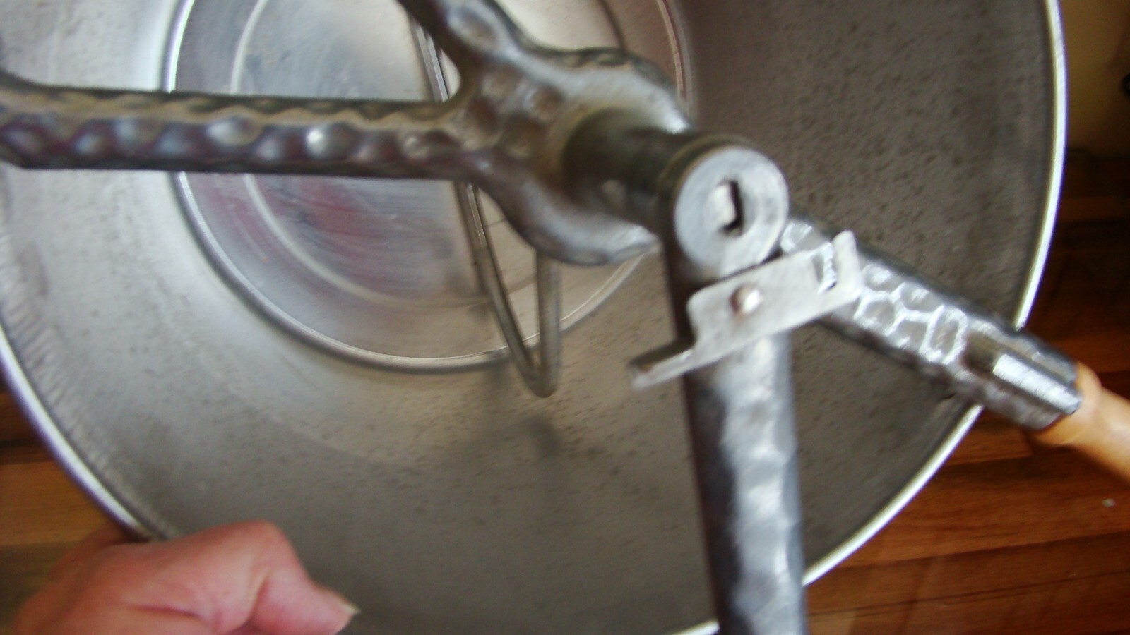 NICE! Vintage Camco Manual Hand Crank Homemade Bread Pizza Dough Mixer